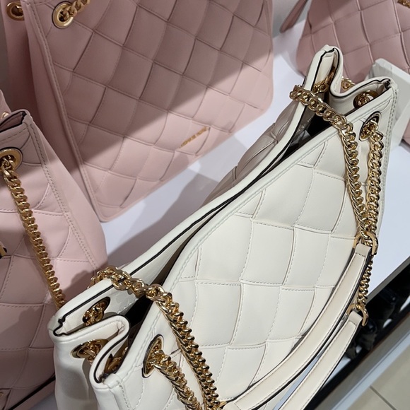 Michael Kors MK Regina Shoulder Bag Soft Leather Large Conv Bag - Picture 12 of 16